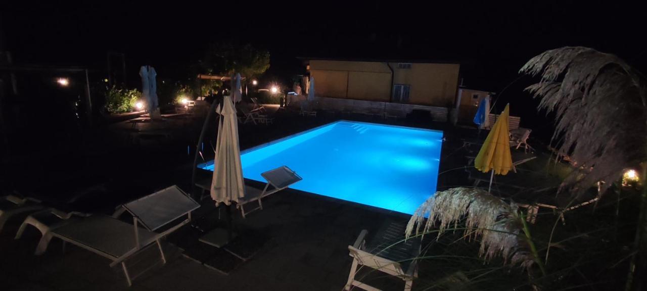 Nautica Tarello - Casa Ena Beb Bed & Breakfast วิเวโรเน ภายนอก รูปภาพ