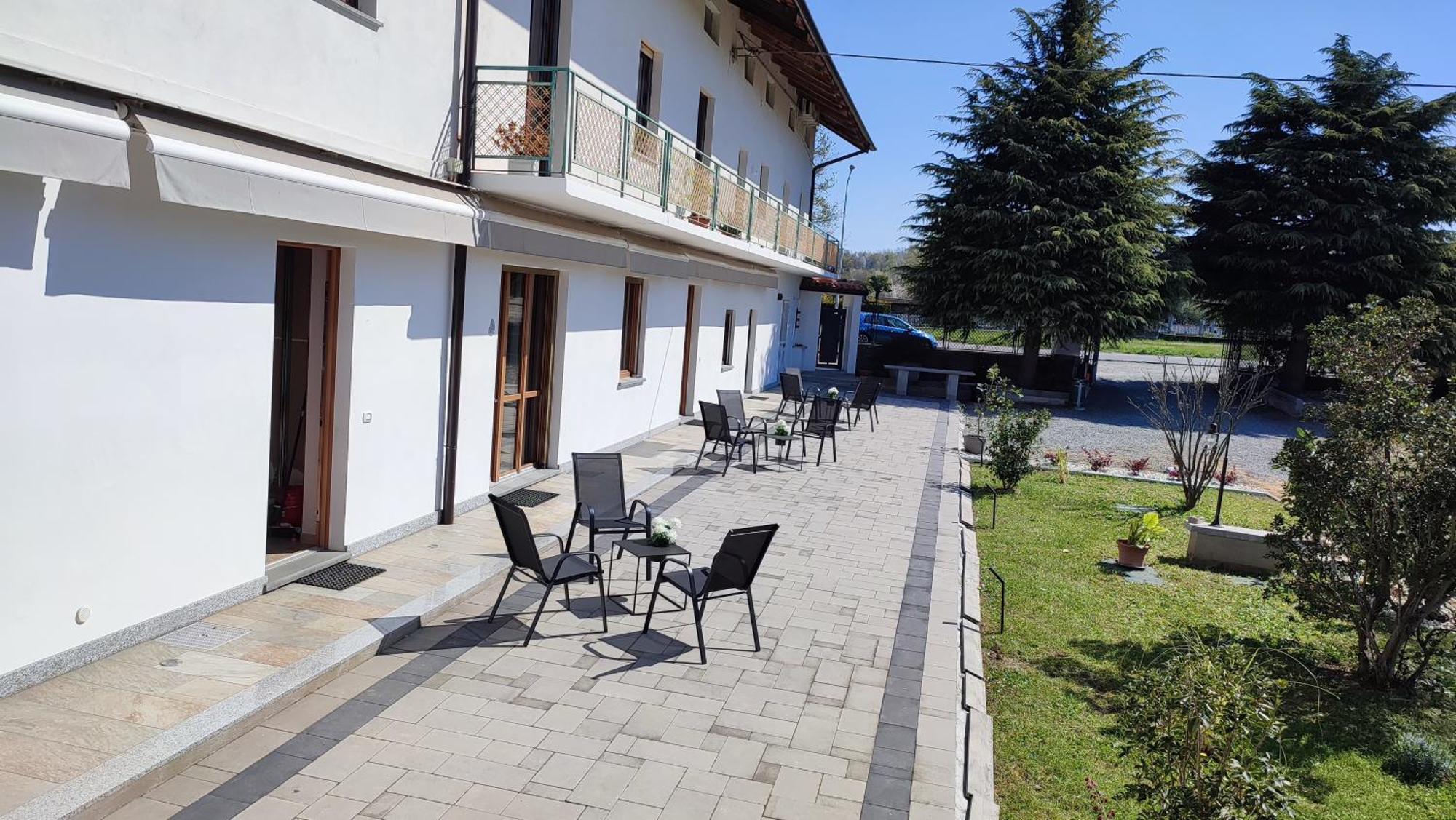 Nautica Tarello - Casa Ena Beb Bed & Breakfast วิเวโรเน ภายนอก รูปภาพ