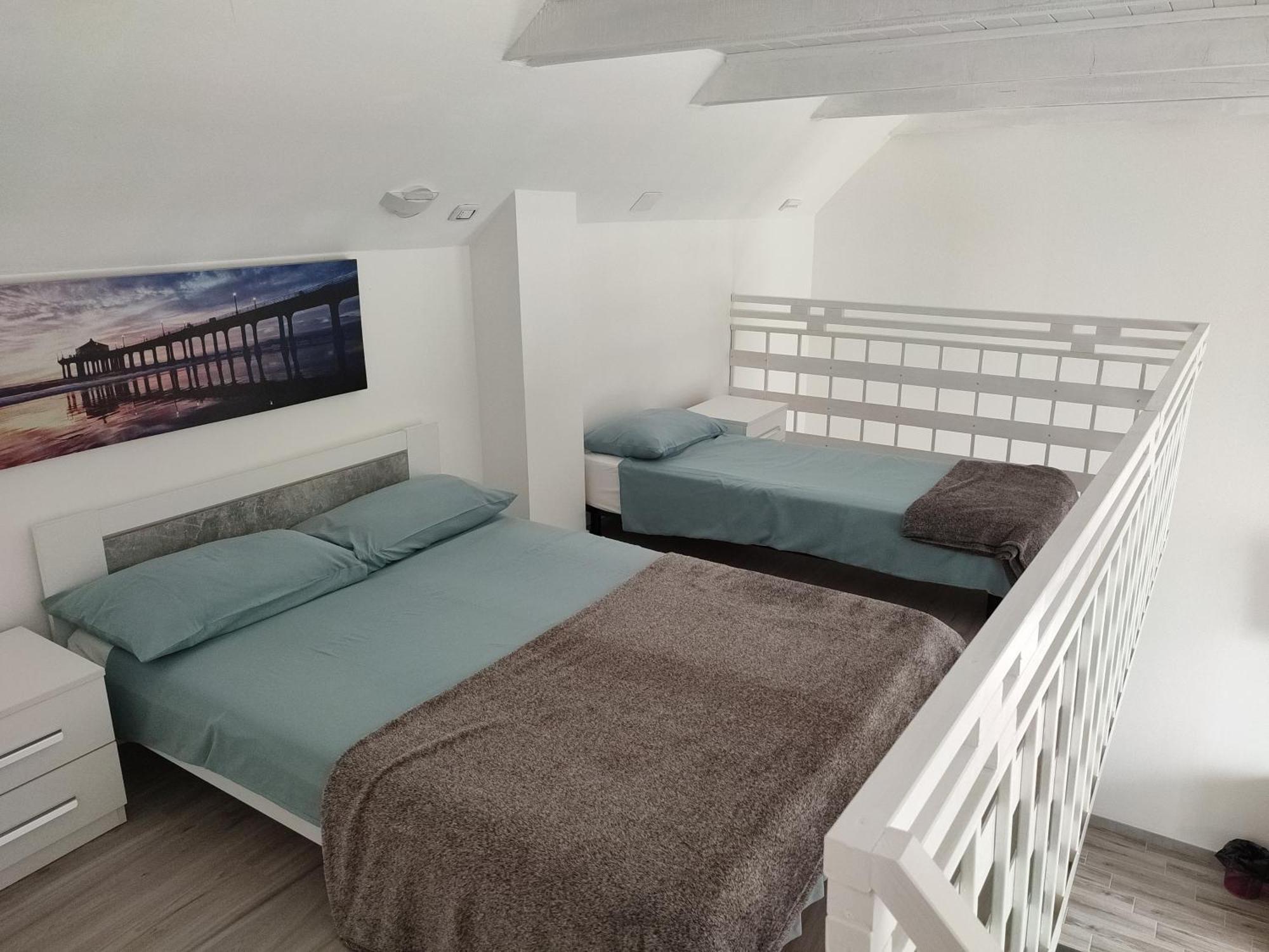 Nautica Tarello - Casa Ena Beb Bed & Breakfast วิเวโรเน ภายนอก รูปภาพ