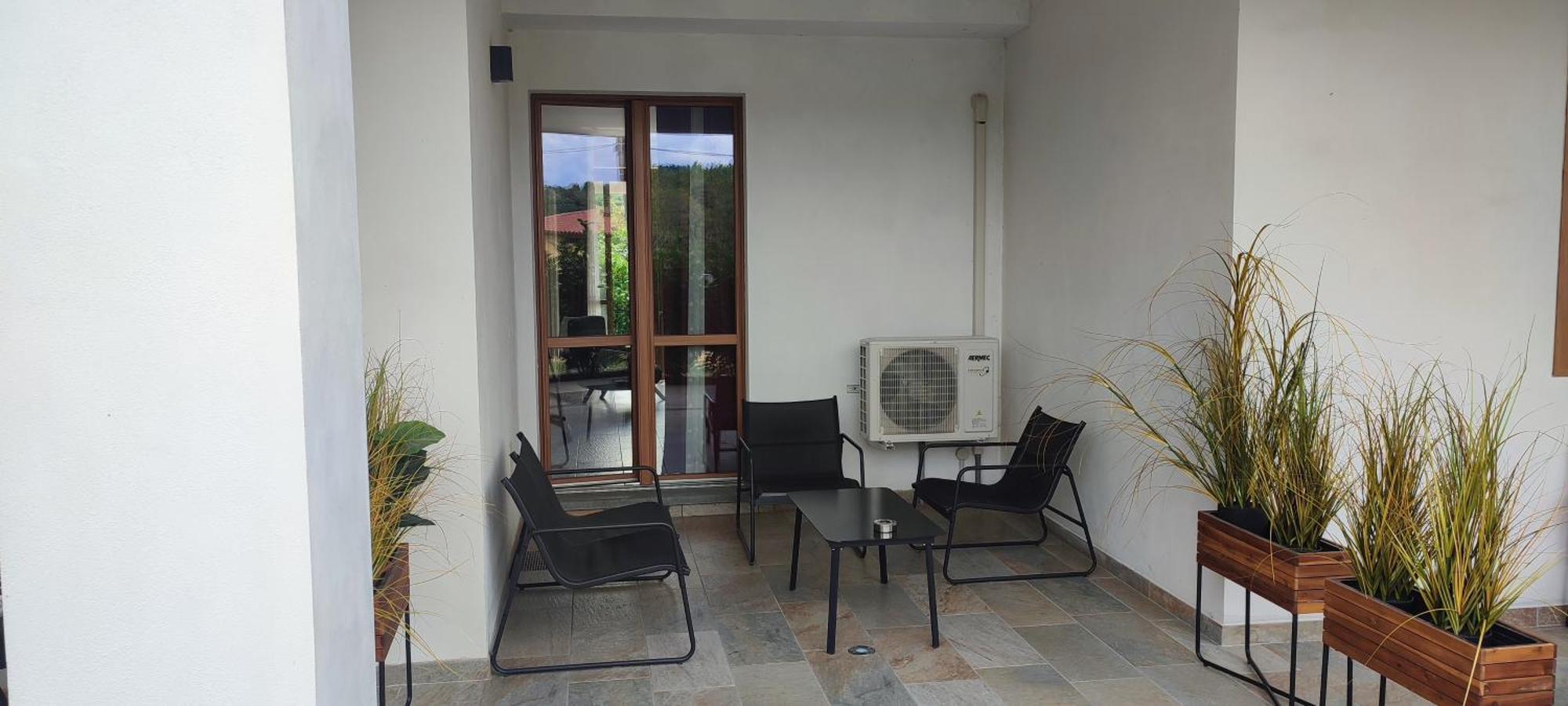 Nautica Tarello - Casa Ena Beb Bed & Breakfast วิเวโรเน ภายนอก รูปภาพ